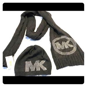 Michael Kors stud scarf and beanie